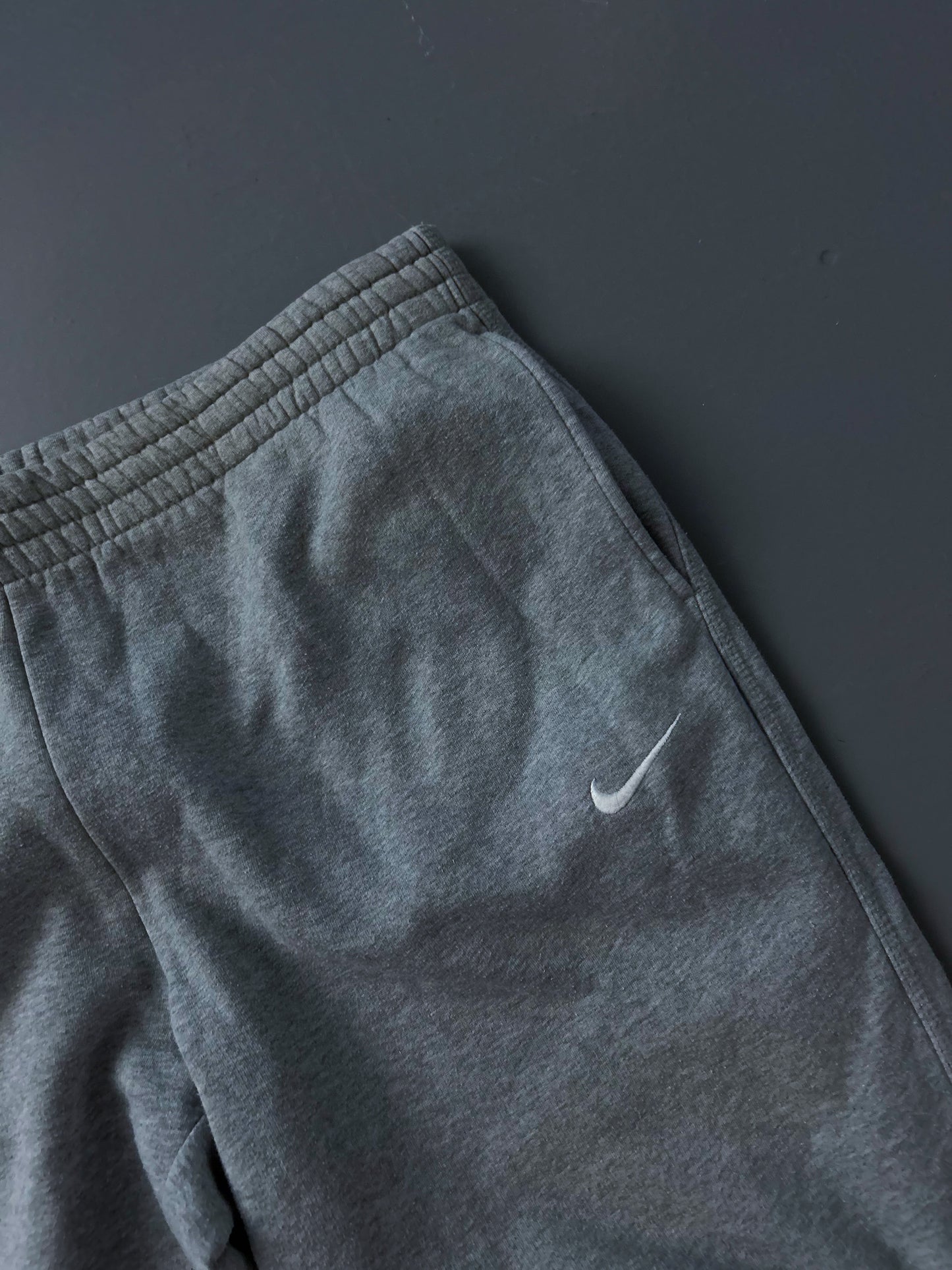 Nike Vintage Trackpants | XL