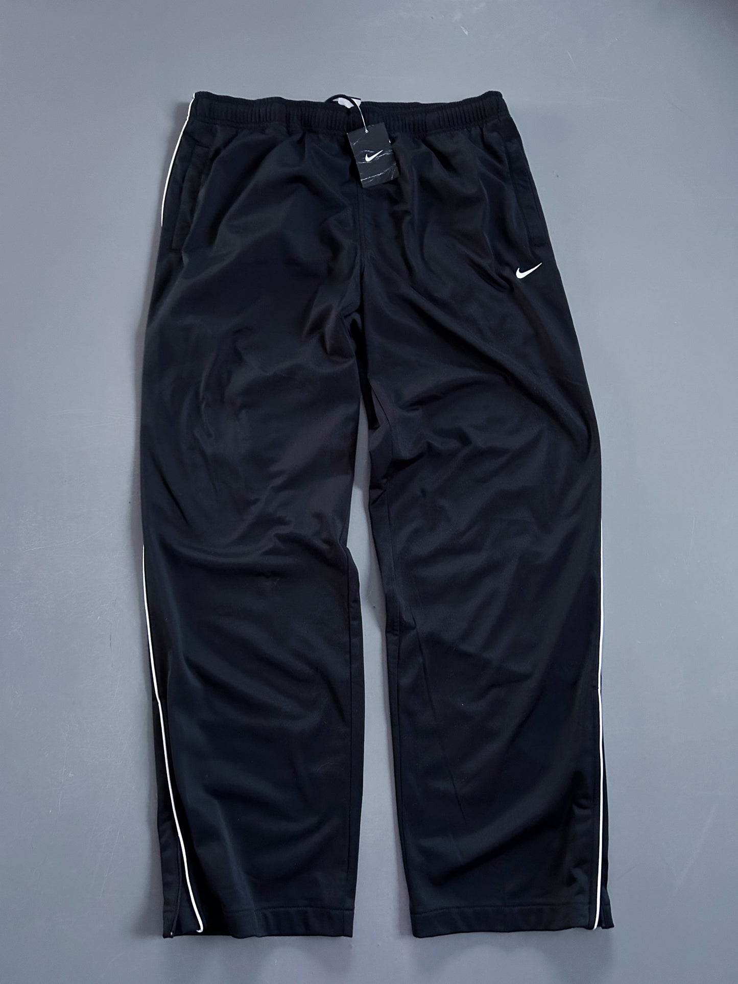 Nike Vintage *Deadstock* Trackpants | XL