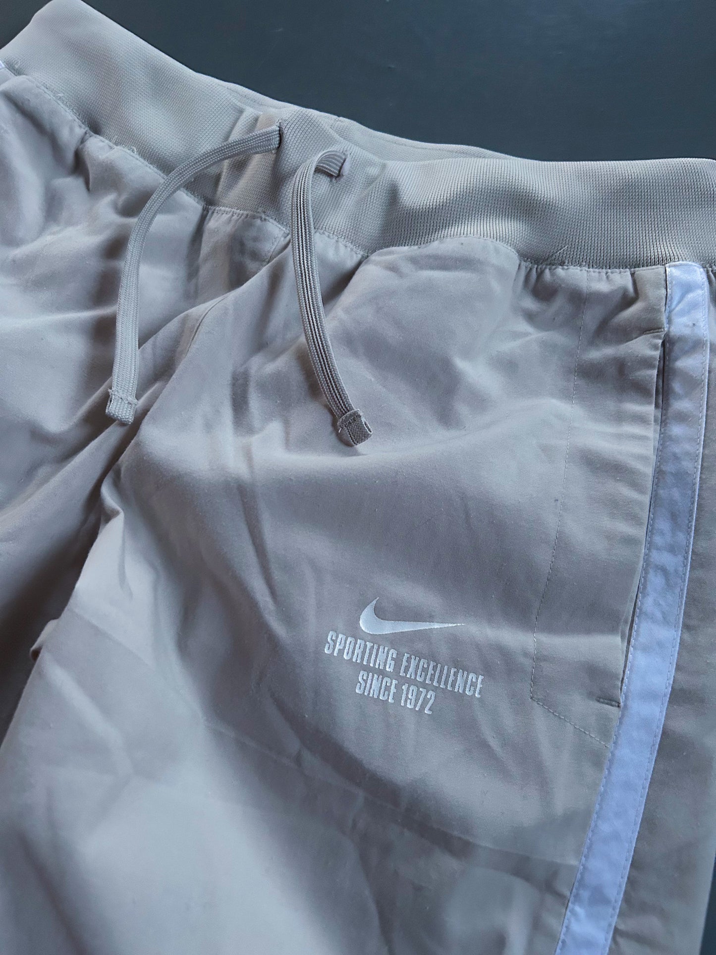 Nike Vintage Trackpants | XS