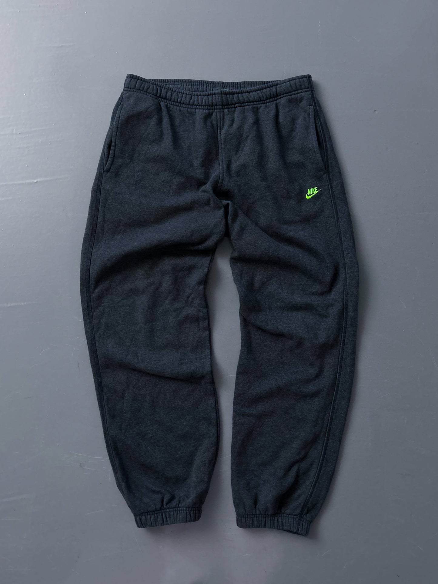 Nike Vintage Trackpants | M