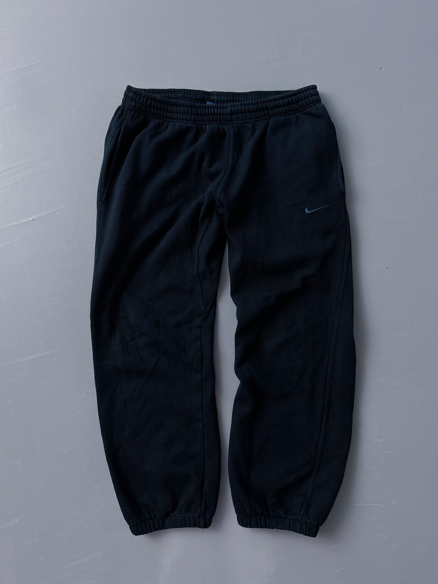 Nike Vintage Trackpants | XS