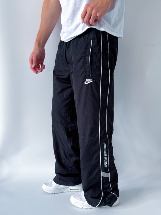 Nike Vintage Trackpants | M