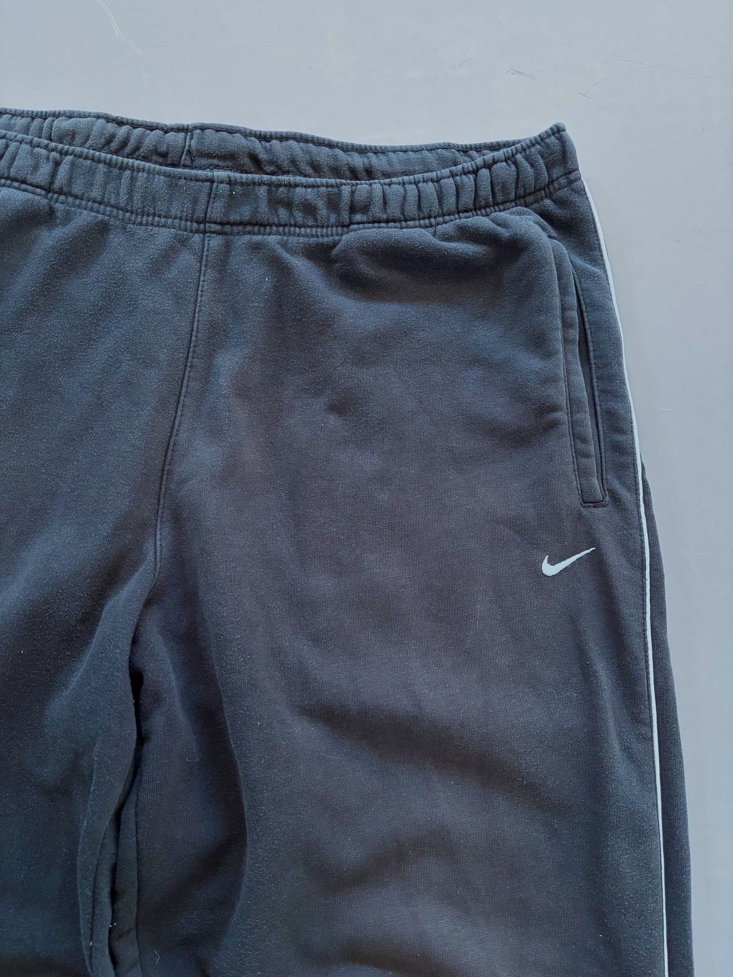 Nike Vintage *PREMIUM* Open Leg Sweatpants / Jogger | L