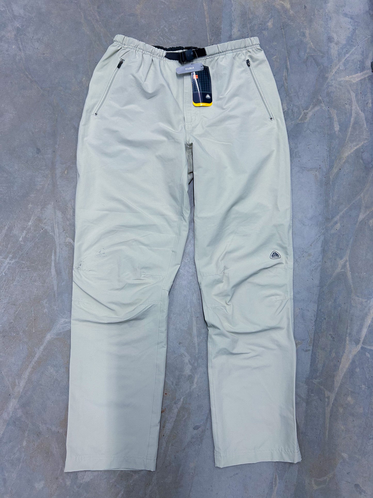 Nike ACG Vintage *PREMIUM* Trackpants | L