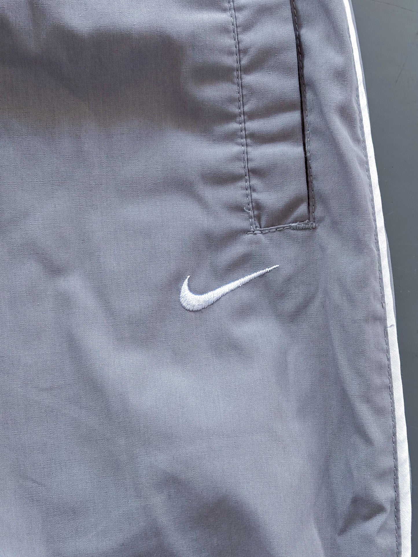 Nike Vintage Trackpants | L