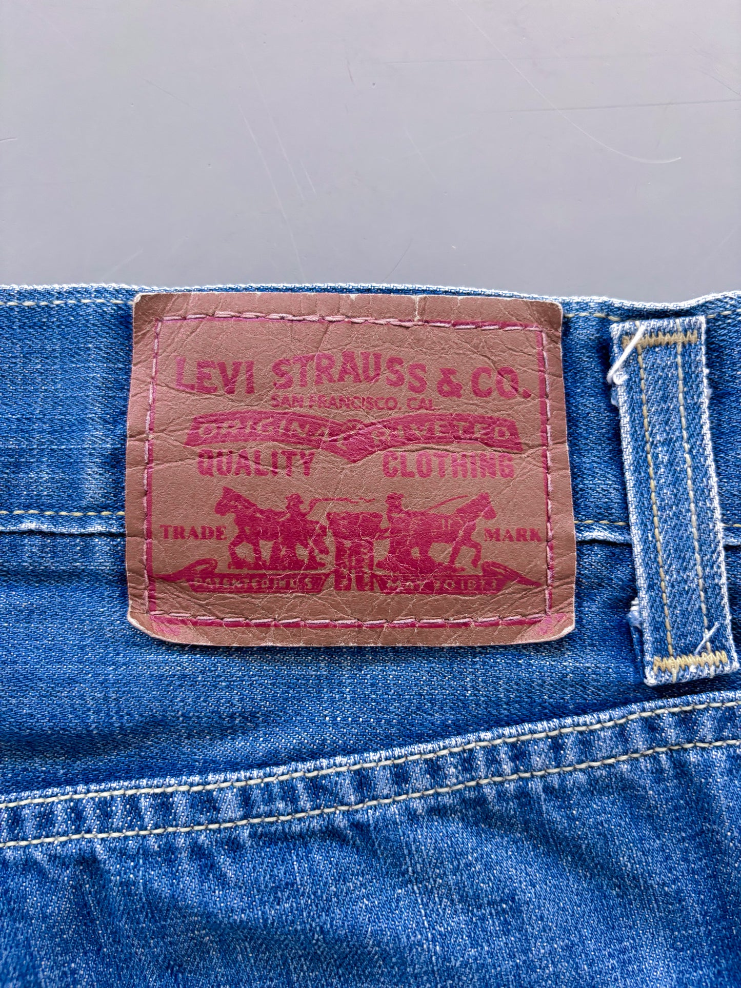 Levis Vintage *Anniversary Edition* Jeans | XL
