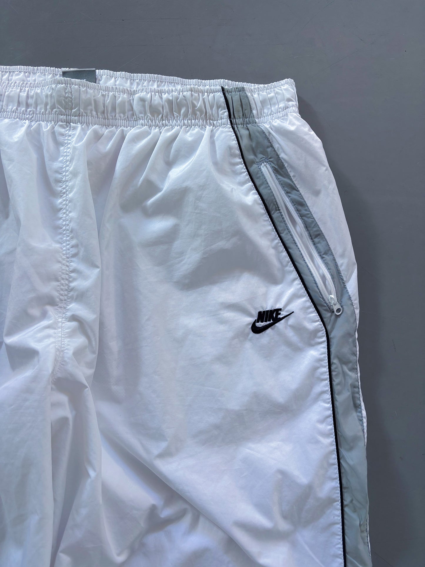 Nike Vintage *PREMIUM* Trackpants | XL
