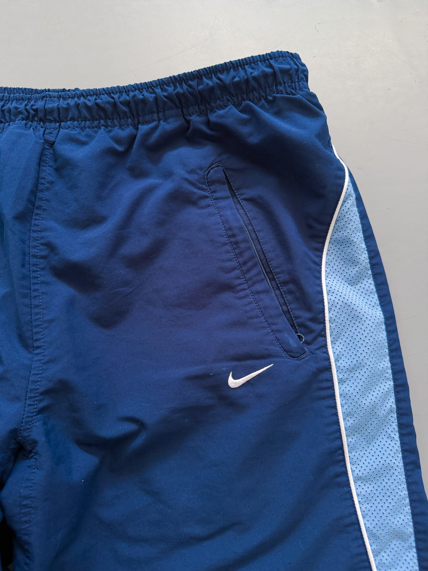 Vintage Nike Shorts | L