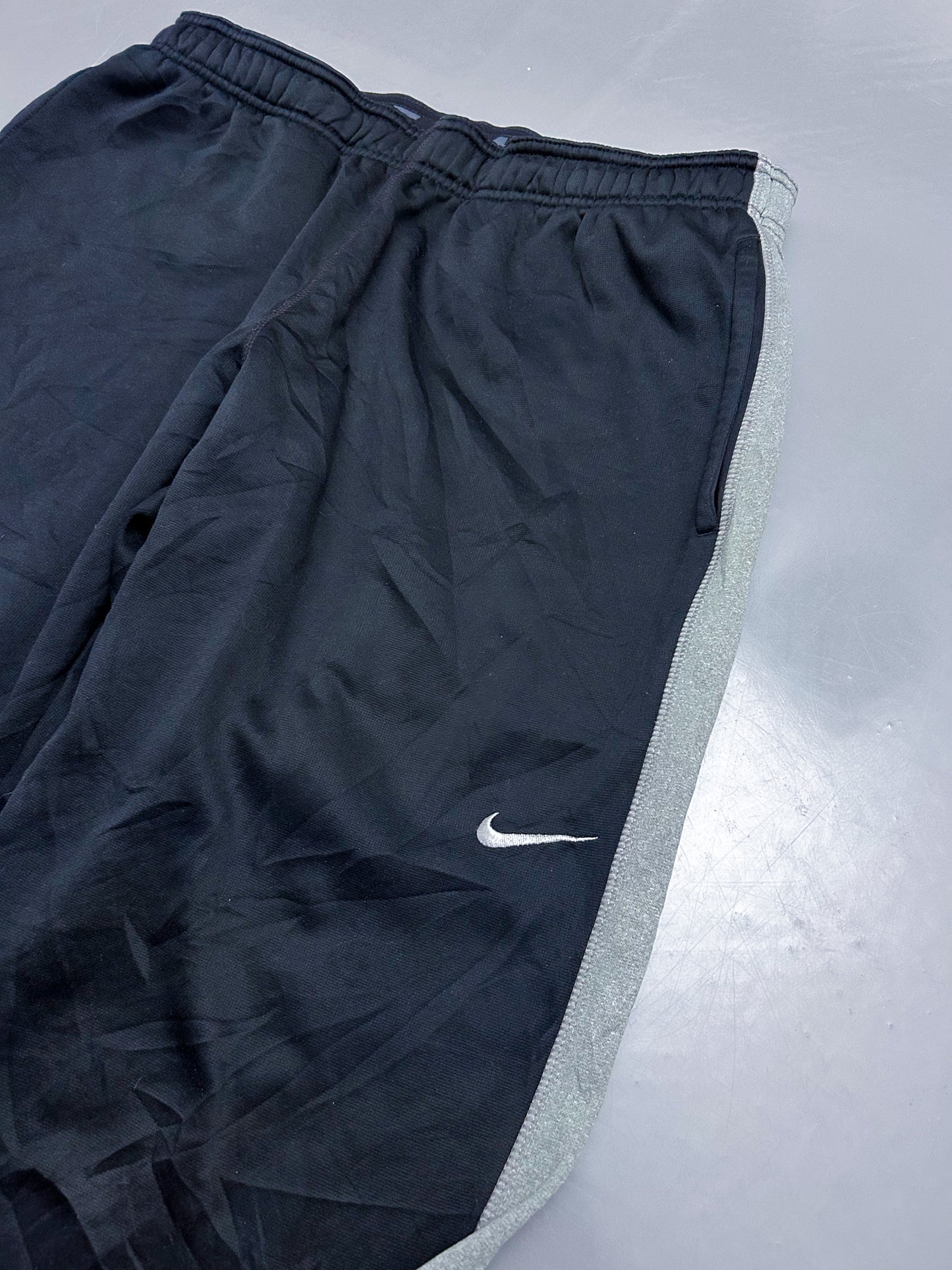 Nike Vintage Trackpants | L