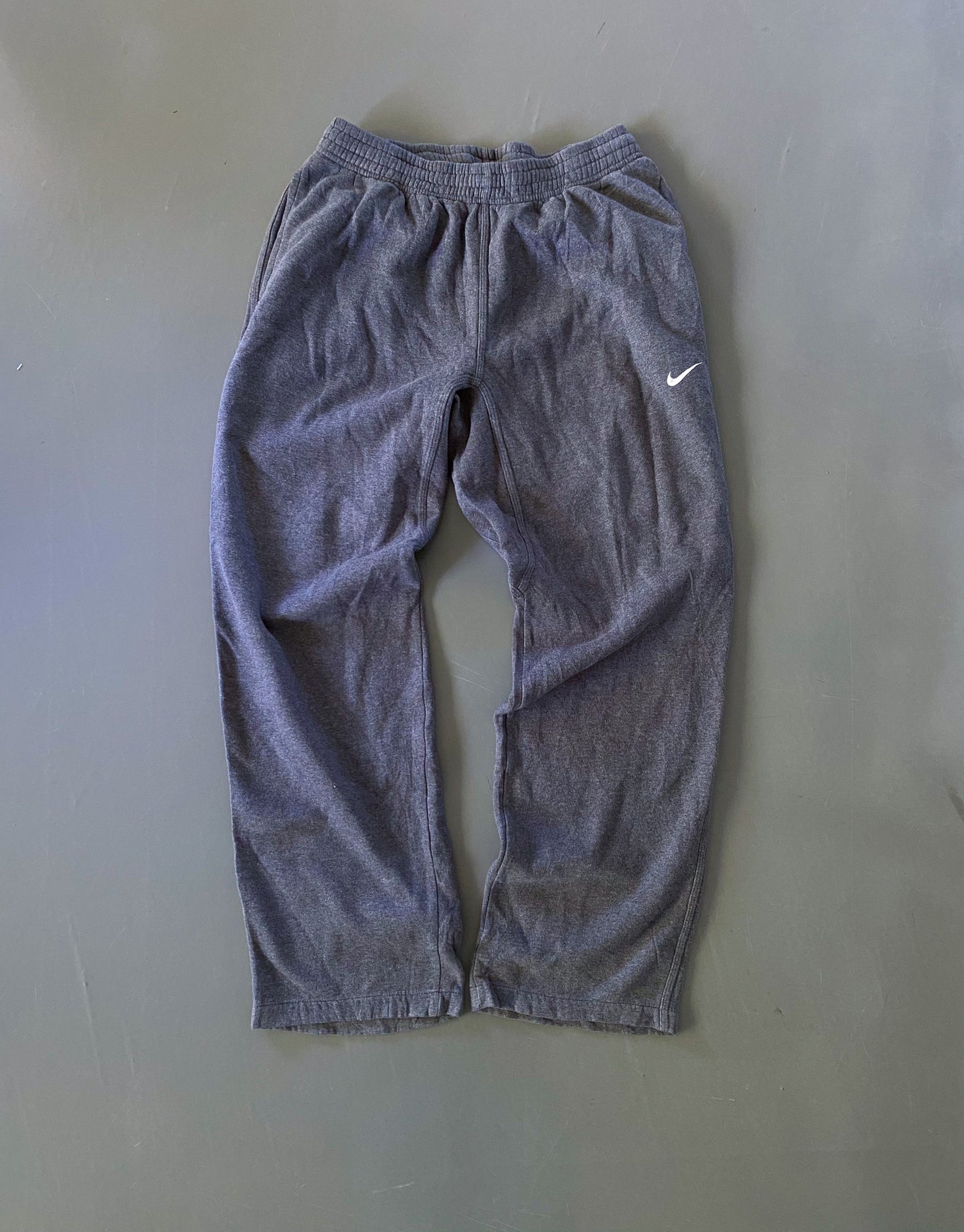 Nike Vintage Open Leg Sweatpants | L
