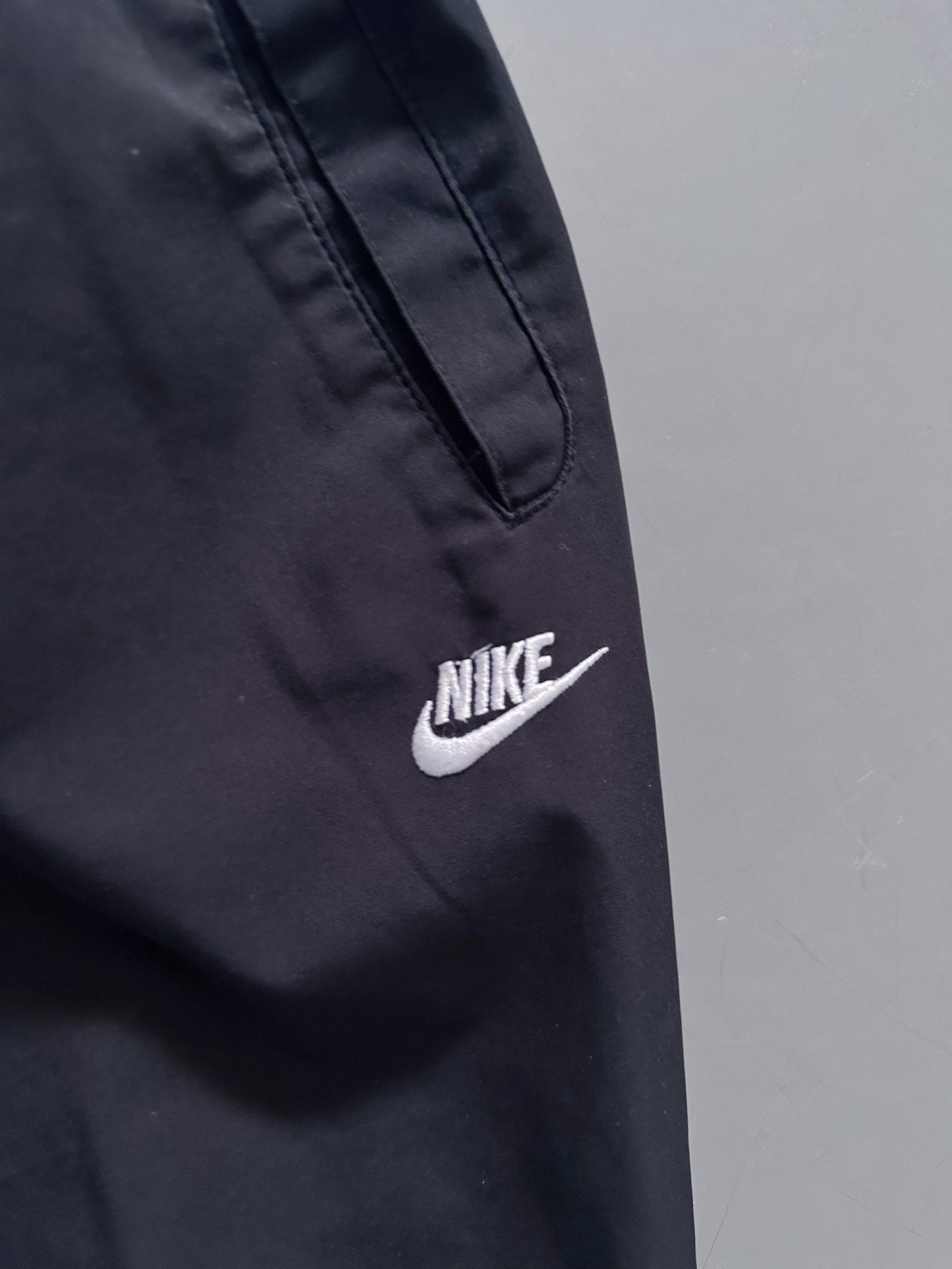 Nike Vintage Trackpants | L
