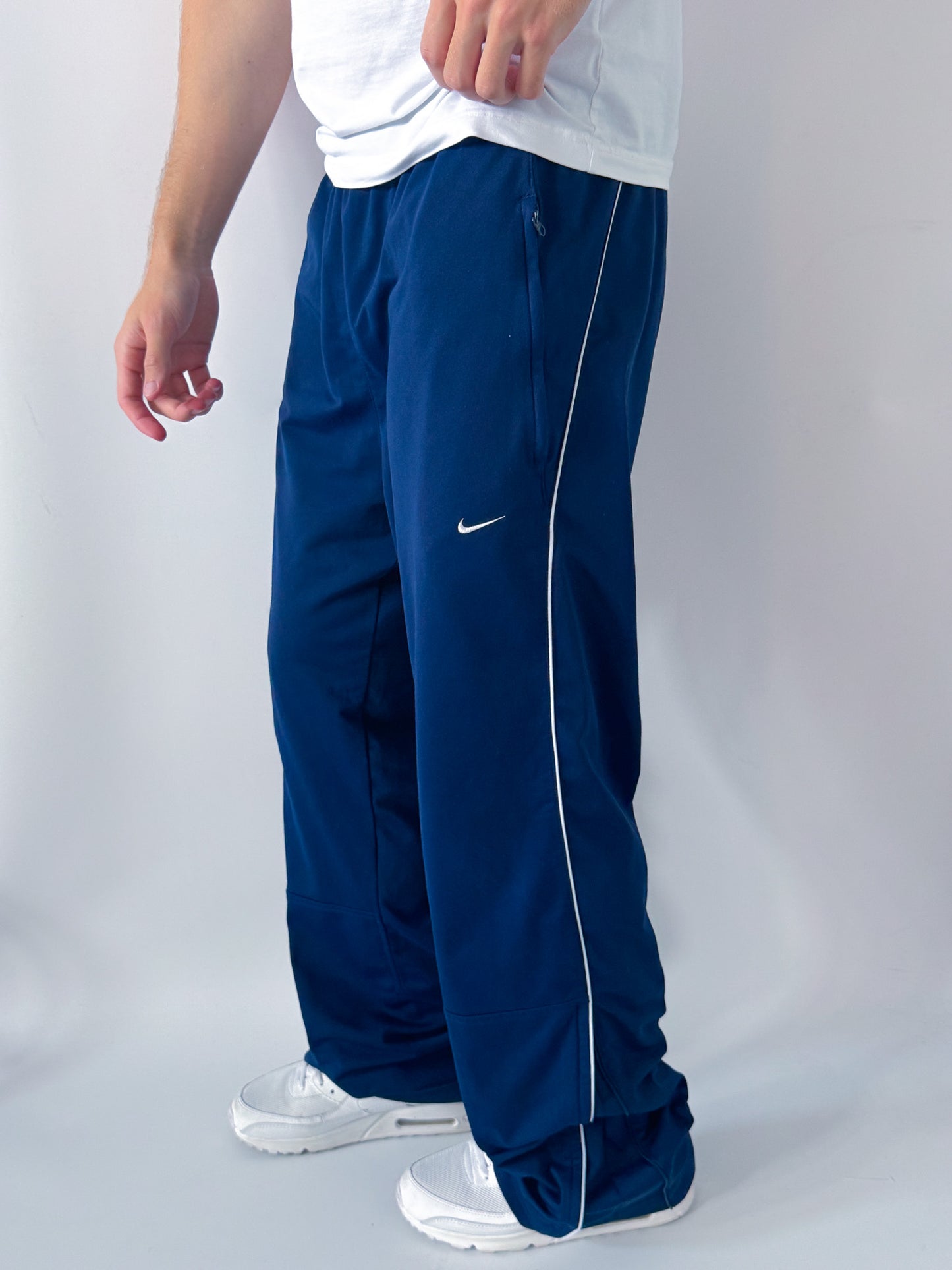 Nike Vintage Trackpants | L