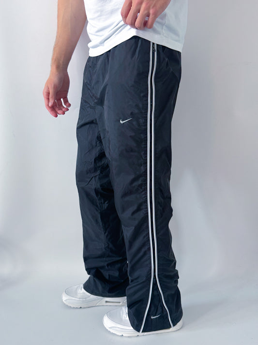 Nike Vintage *PREMIUM* Trackpants | M