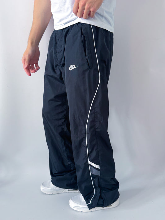 Nike Vintage Trackpants | L