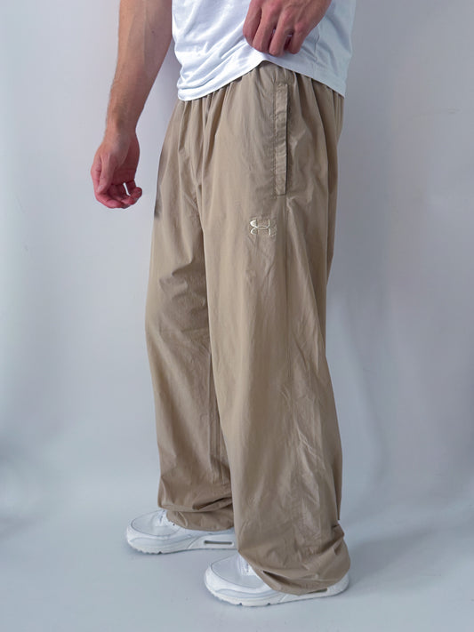 Under Armour Vintage Trackpants | XL