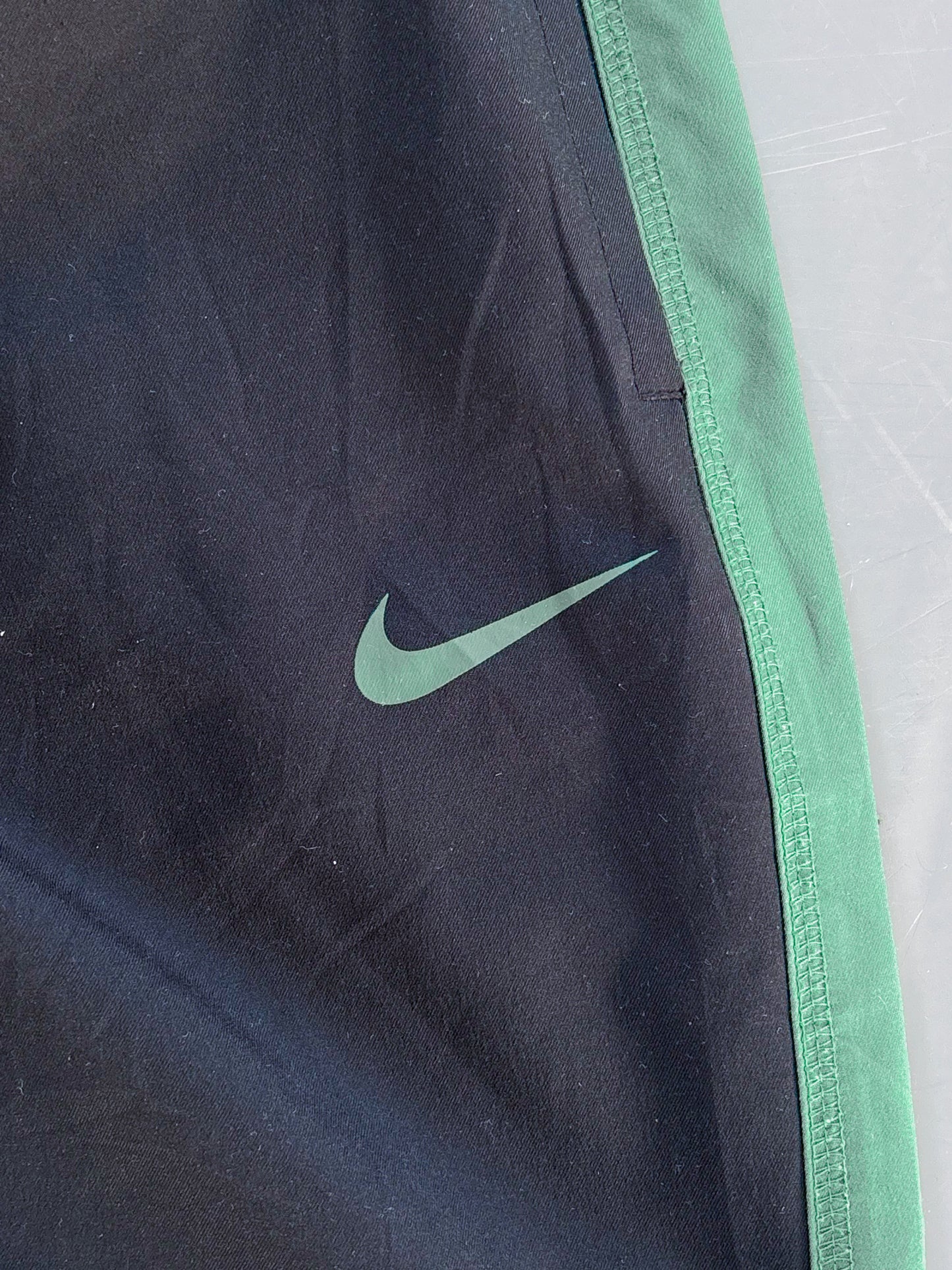 Nike Vintage Trackpants | XL