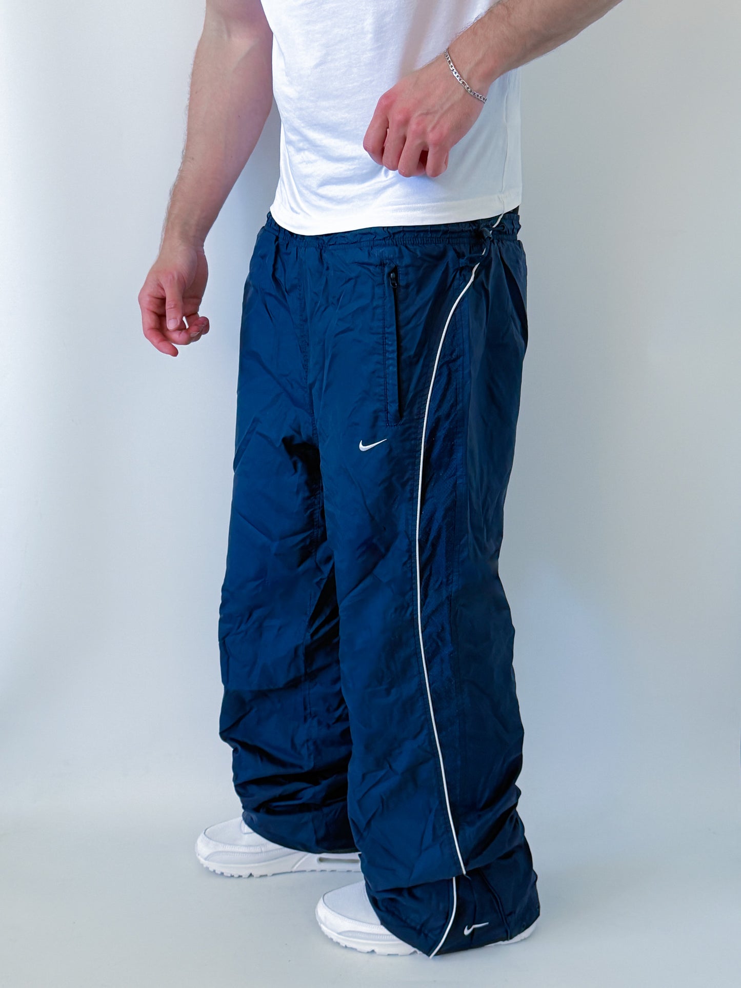 Nike Vintage Trackpants | L