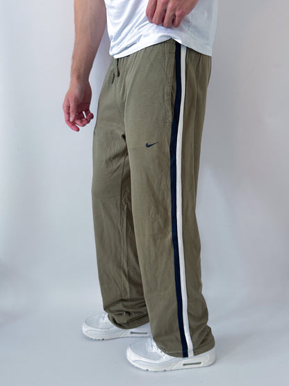 Nike Vintage Open Leg Sweatpants | M