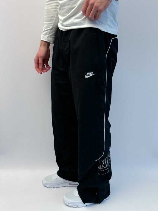 Nike Vintage Trackpants | L