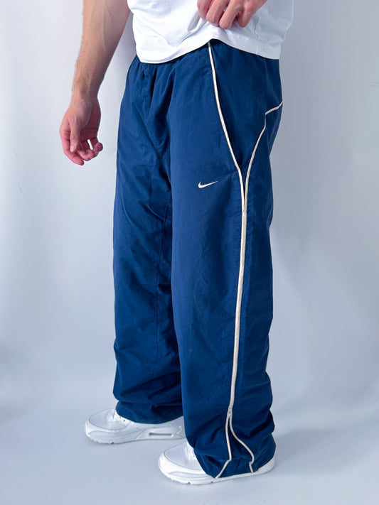 Nike Vintage Trackpants | L