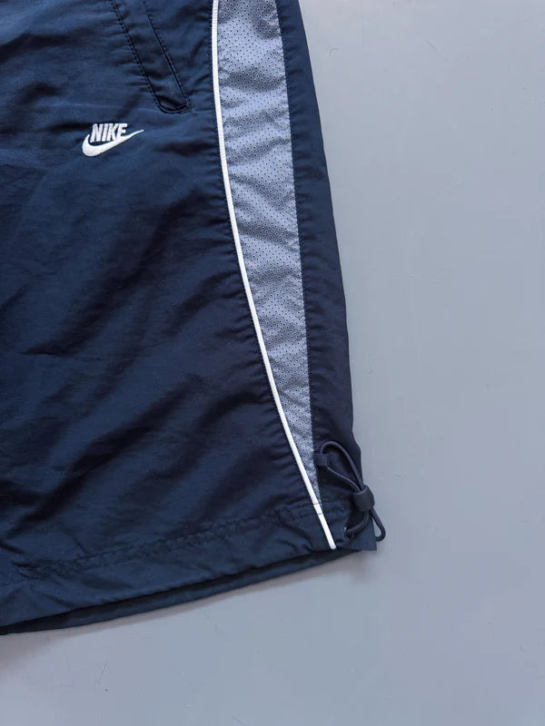 Vintage Nike Shorts | L