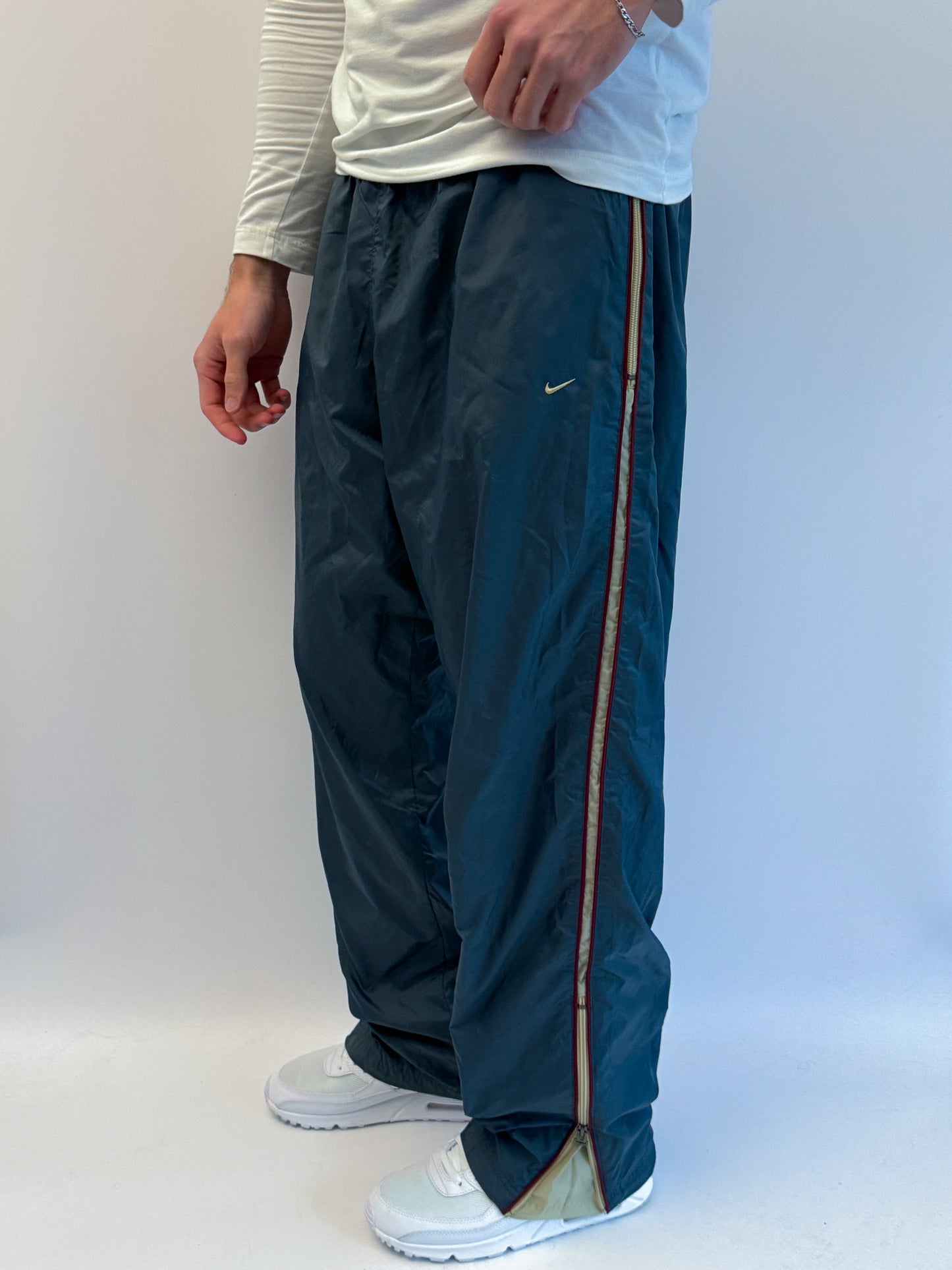 Nike Vintage Trackpants | L