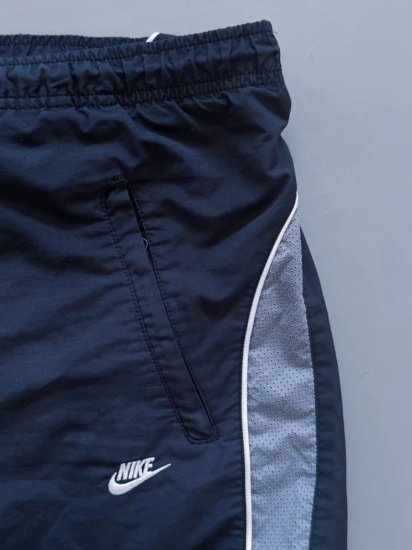 Vintage Nike Shorts | L