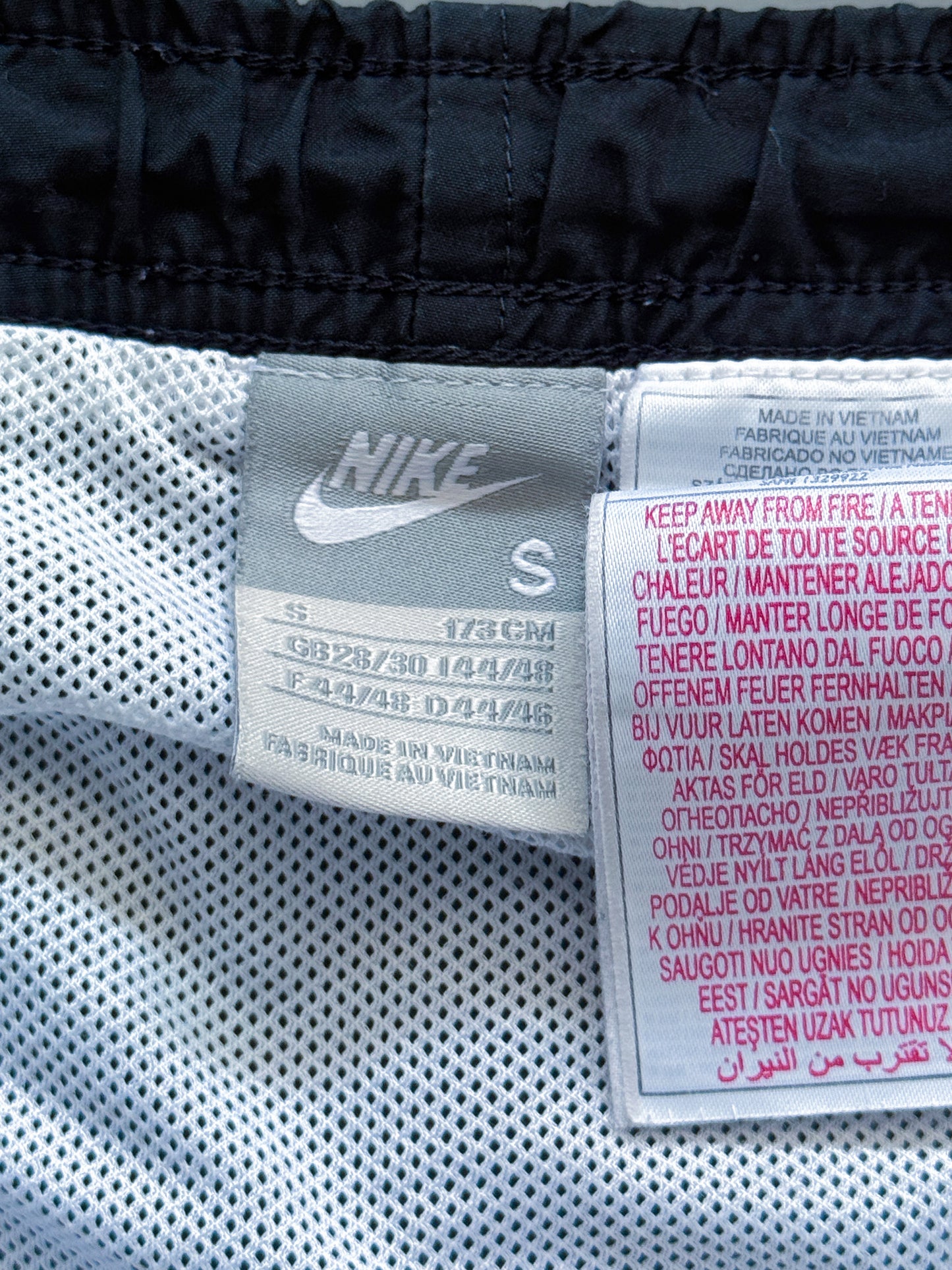 Vintage Nike Shorts | S