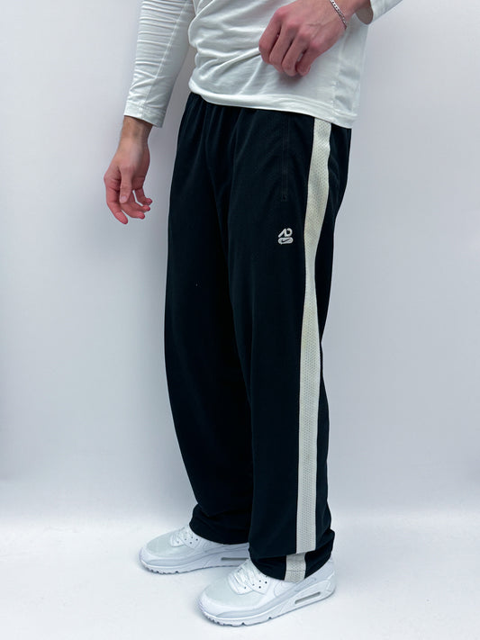 Nike Vintage Trackpants | M