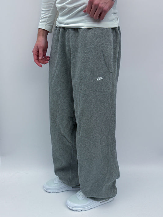 Nike Vintage Trackpants | XL
