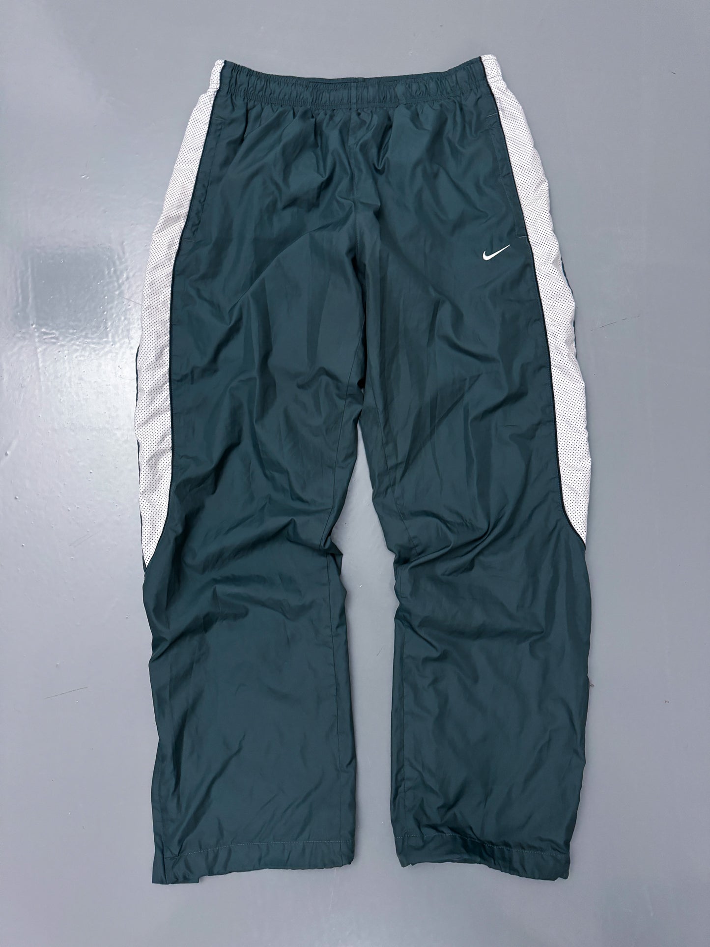 Nike Vintage *PREMIUM* Trackpants | M