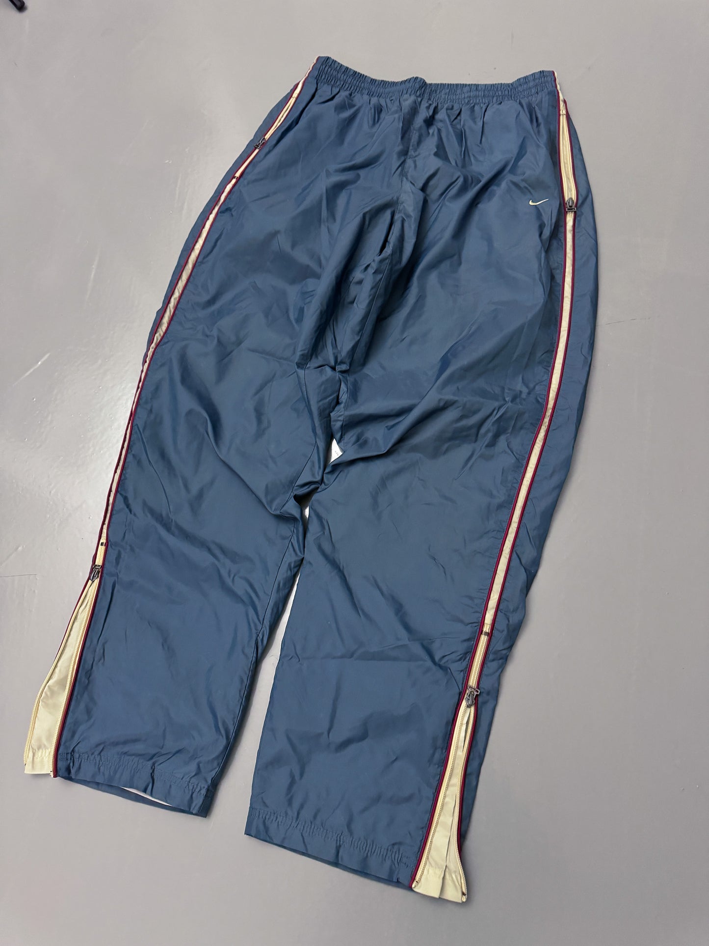 Nike Vintage Trackpants | L