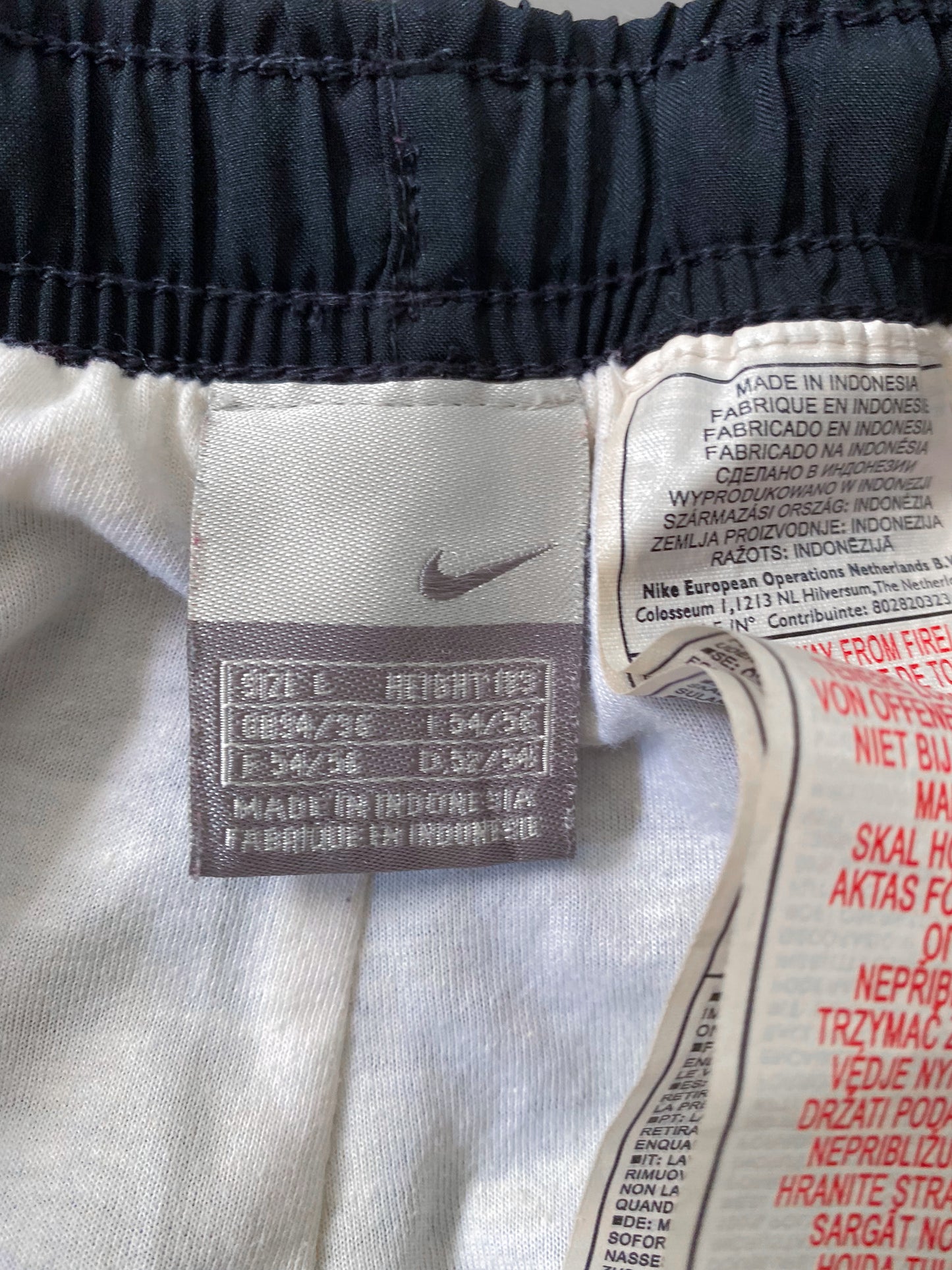 Nike Vintage Trackpants | L