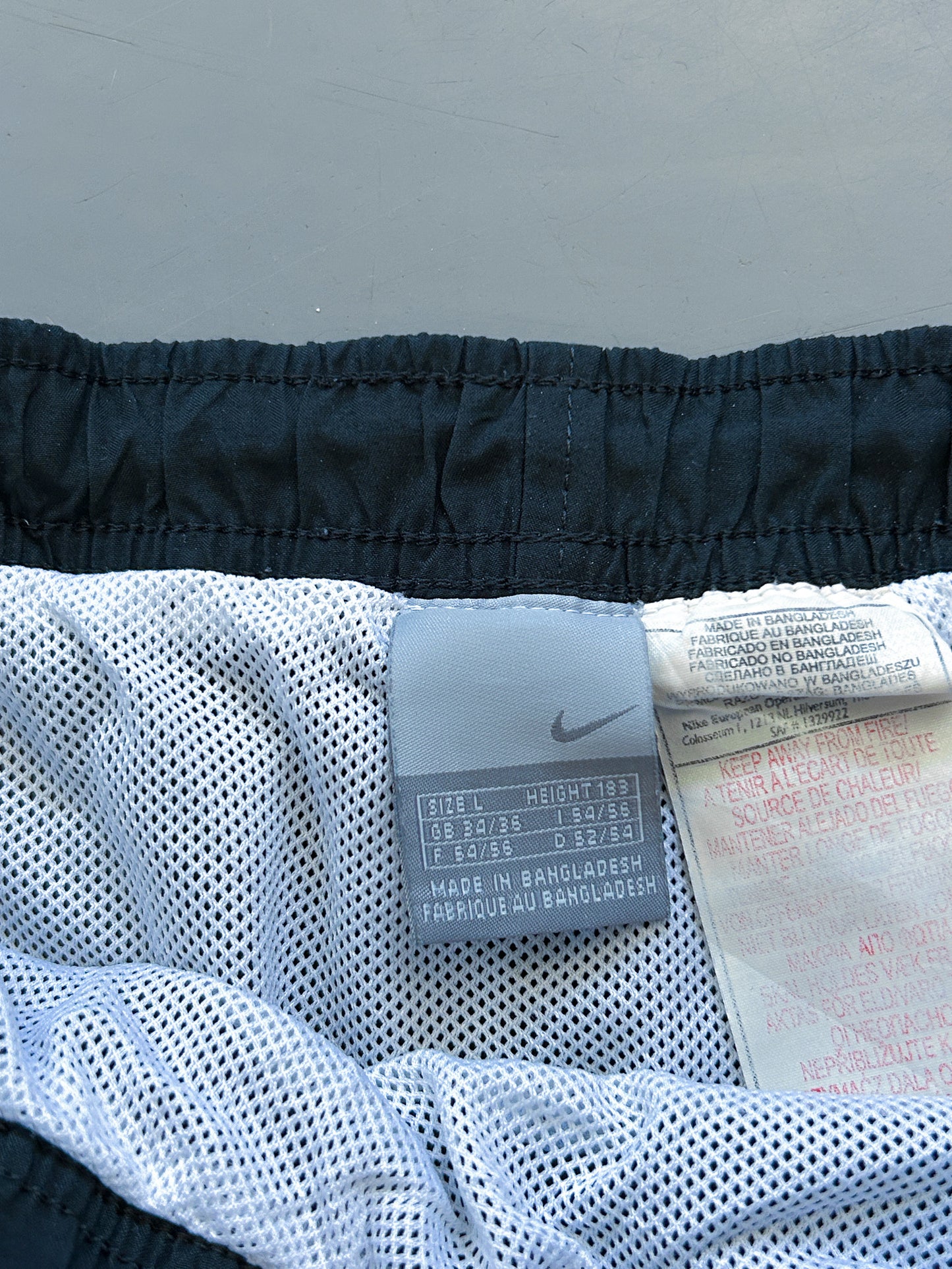 Vintage Nike Shorts | L