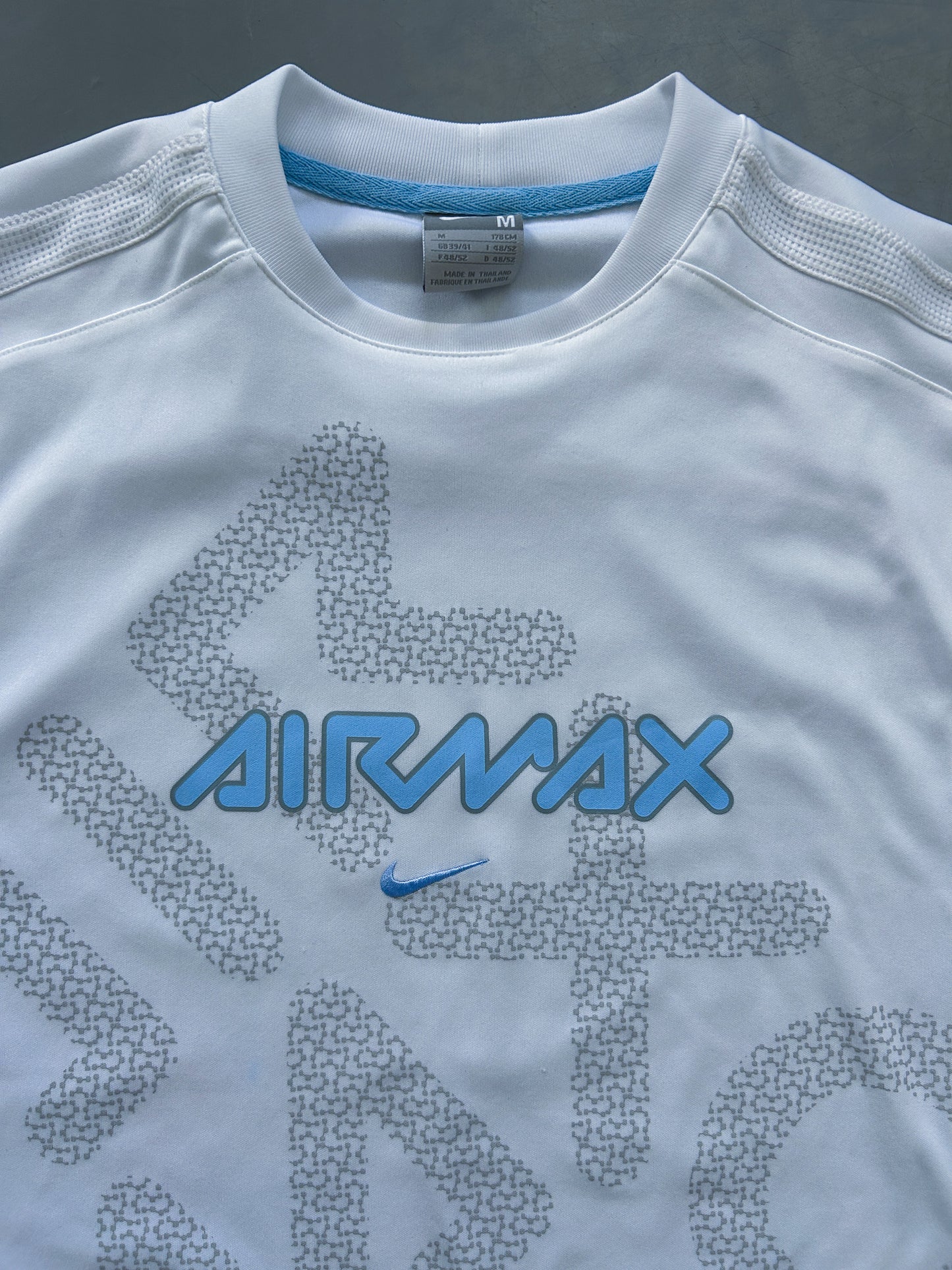 Vintage Nike *AIRMAX* T-Shirt | M