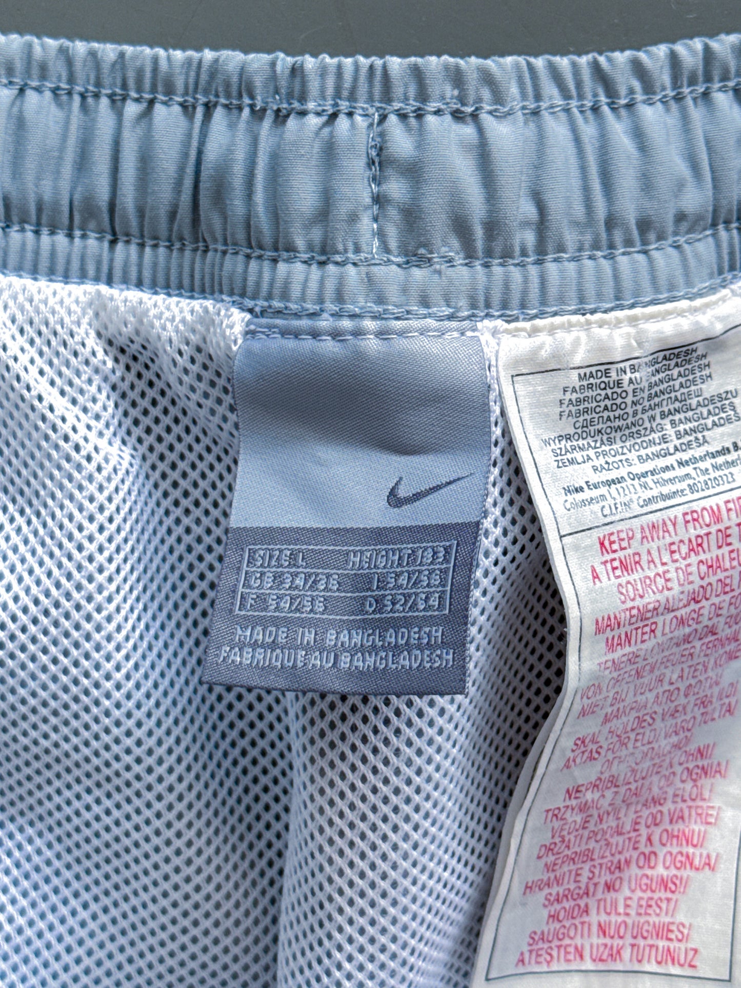 Vintage Nike Shorts | L