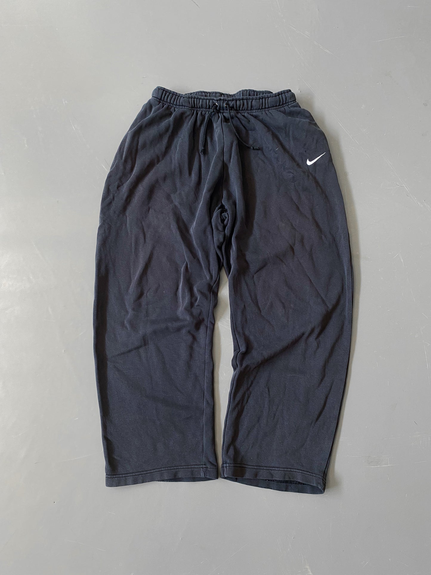 Nike Vintage *Open Leg* Sweatpants | M