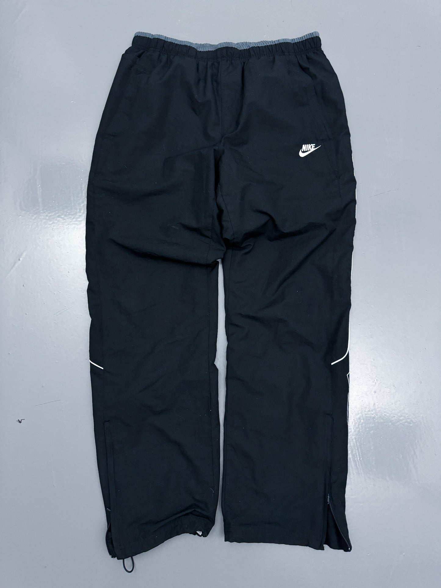 Nike Vintage Trackpants | L