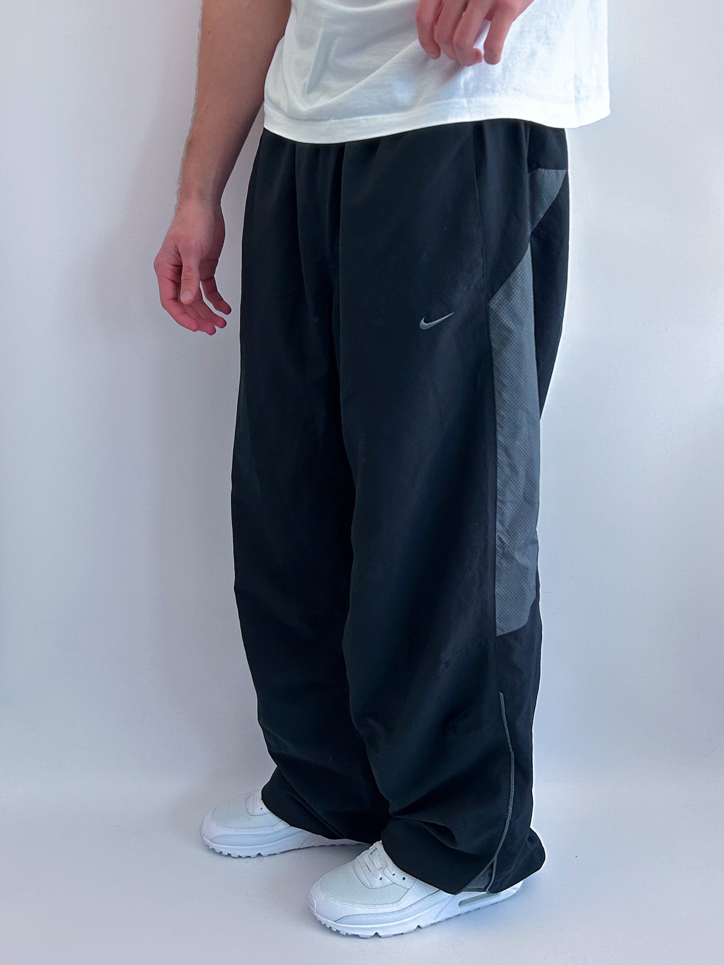 Nike Vintage Trackpants | M