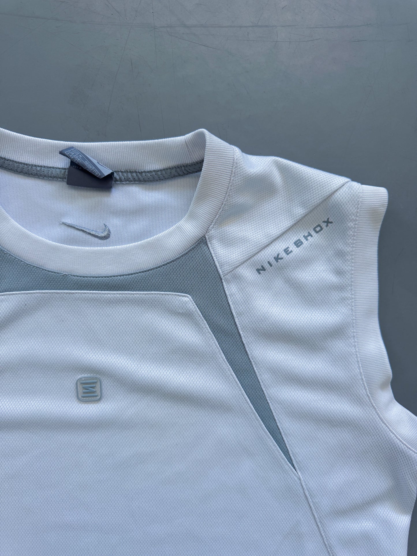 Vintage Nike *Shox* Shirt | M