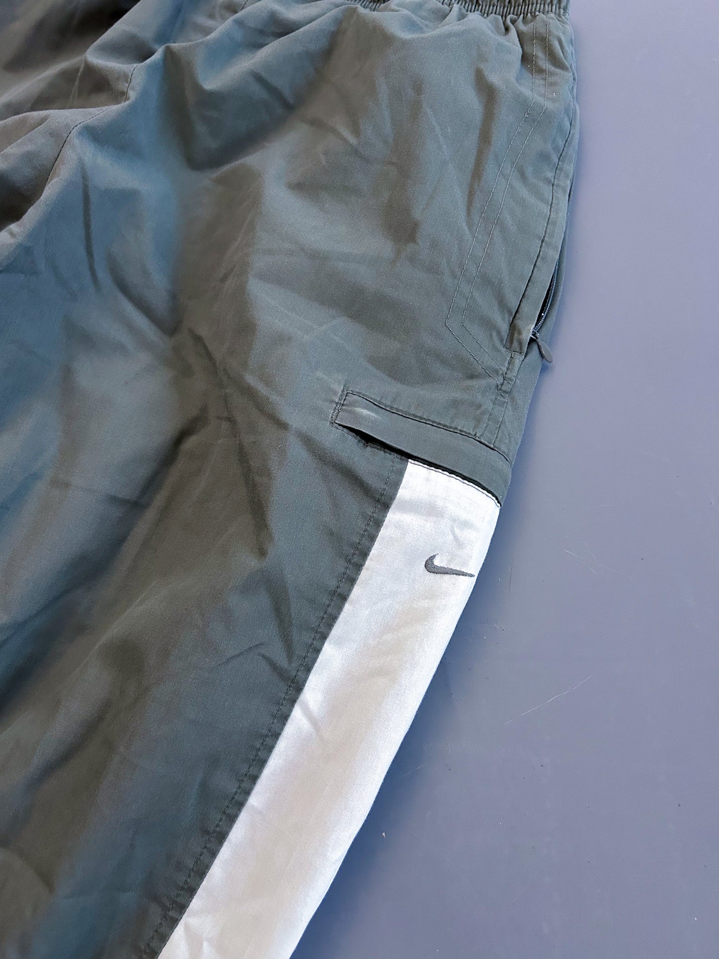Nike Vintage Trackpants | M