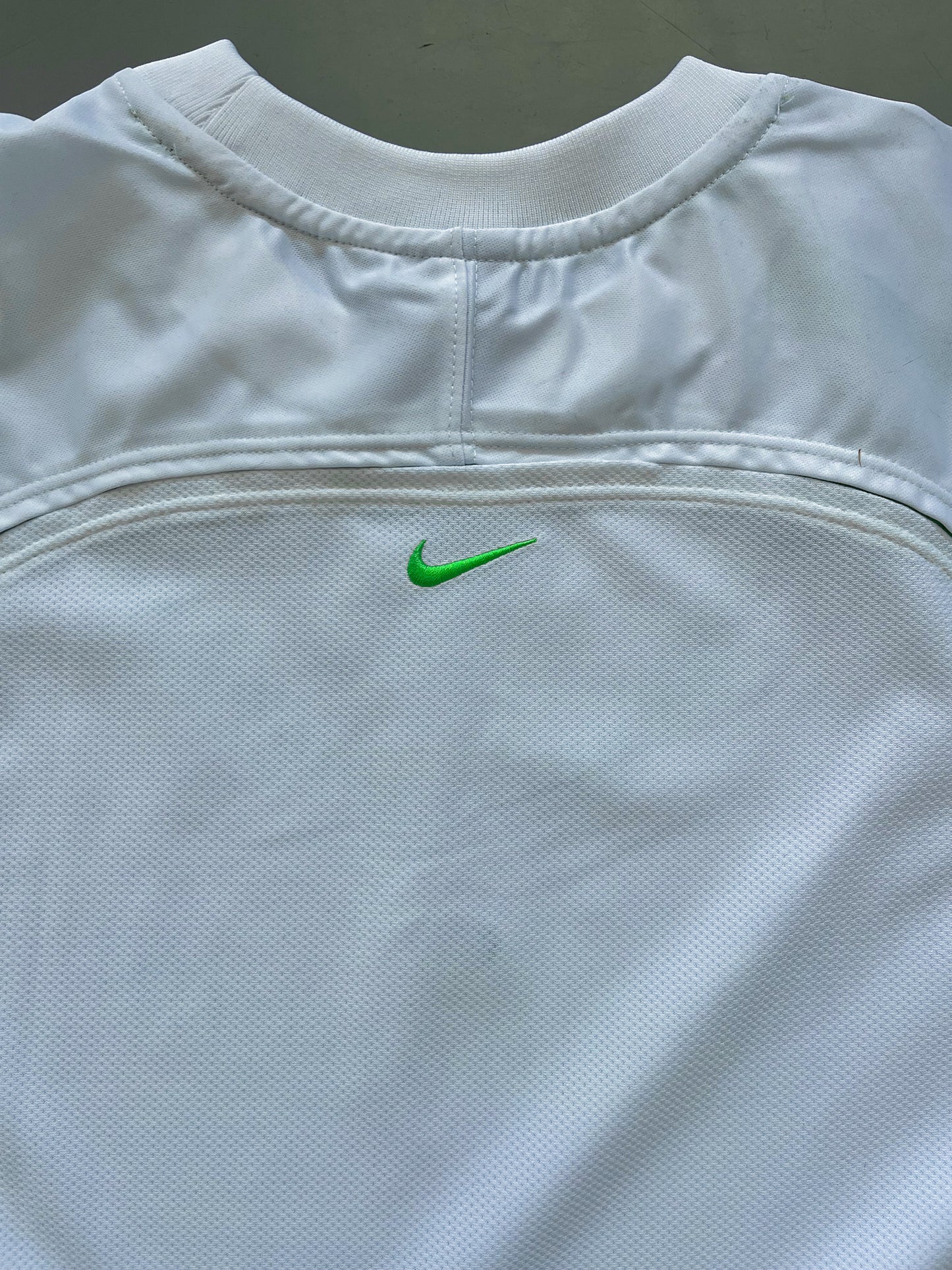 Nike Vintage *TN* Shirt | L