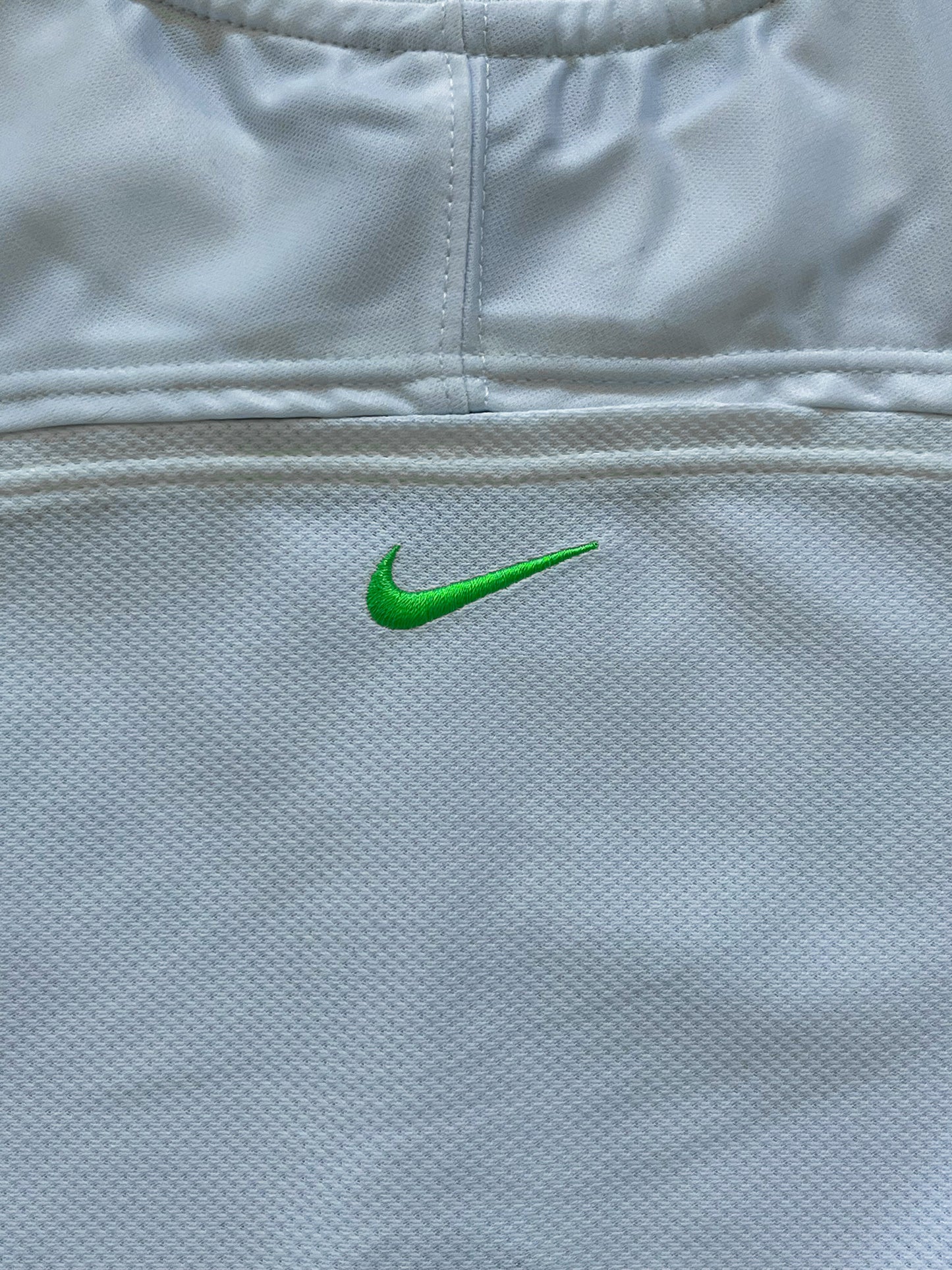 Nike Vintage *TN* Shirt | L