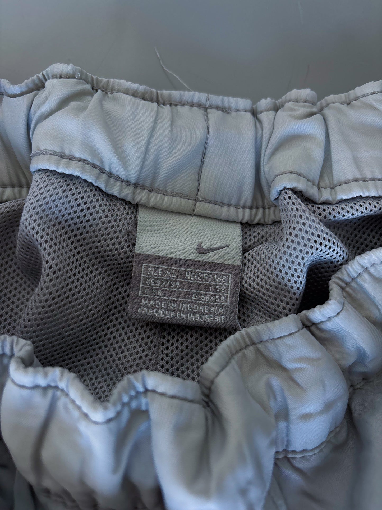 Nike Vintage Trackpants | L