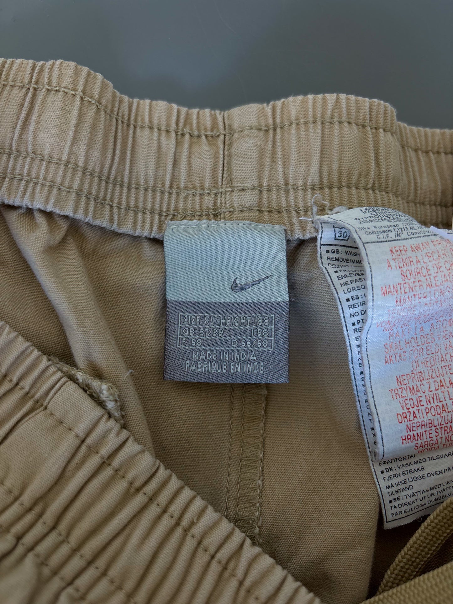 Nike Vintage Trackpants | L