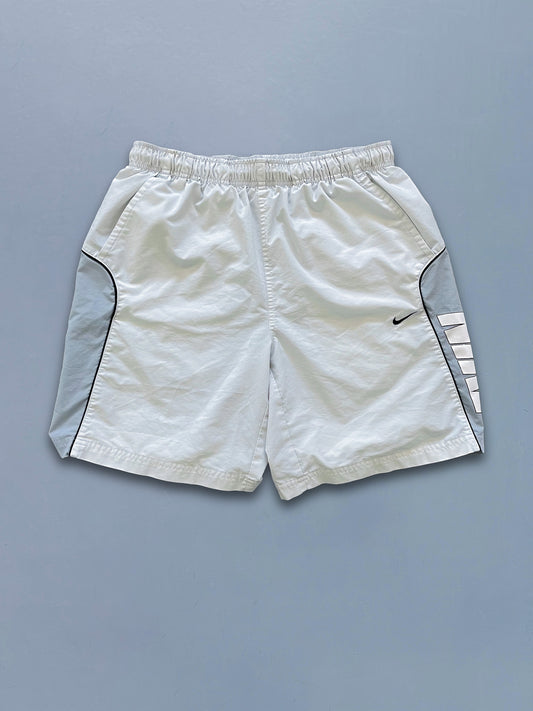 Nike Vintage Shorts | M
