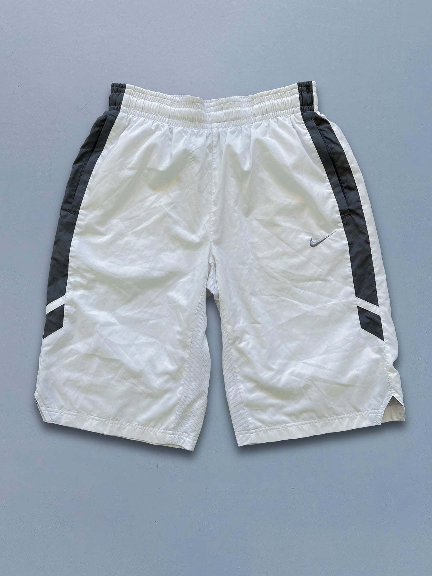 Nike Vintage Shorts | M