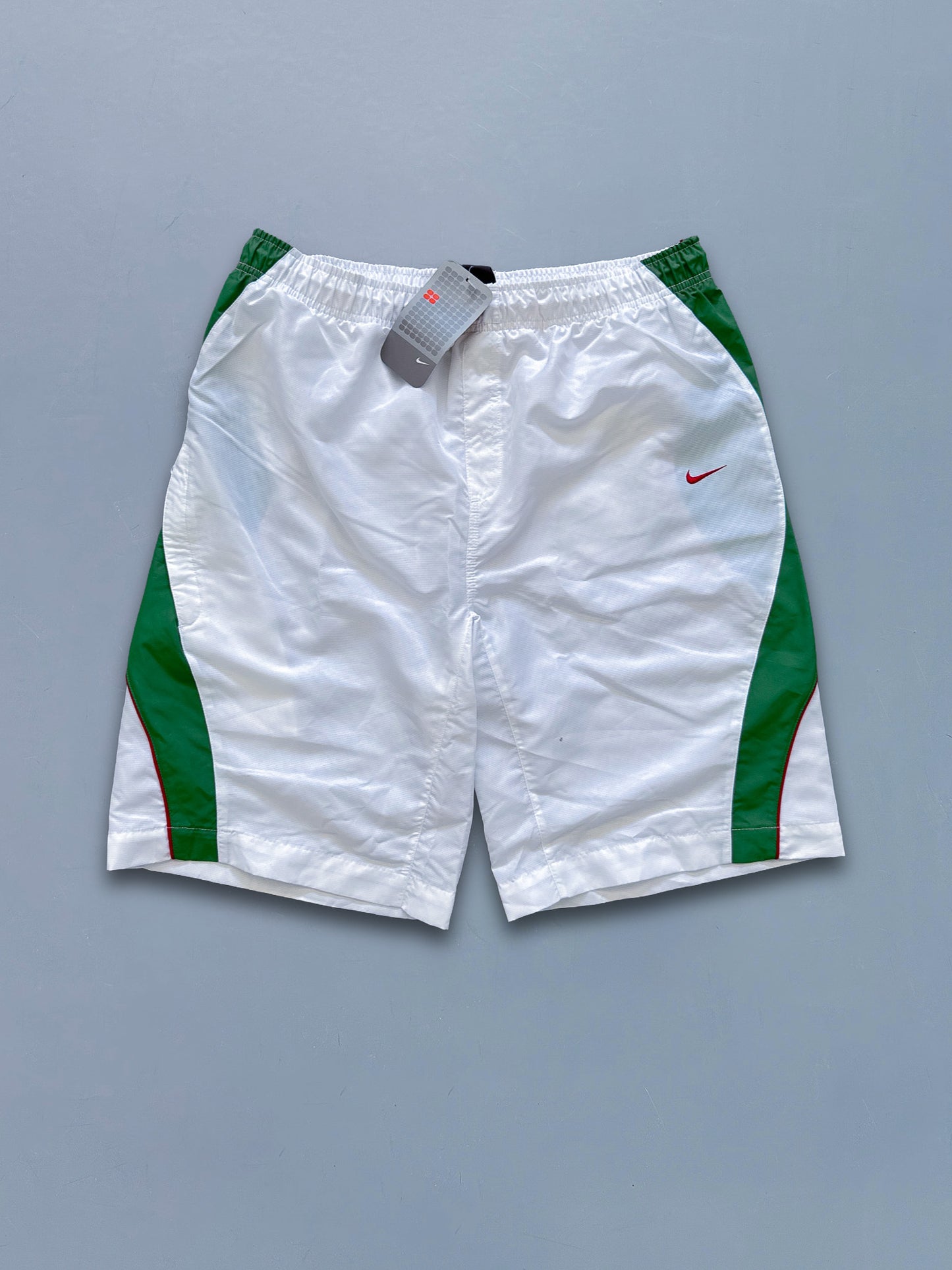 Vintage Nike *Deadstock* Shorts | L
