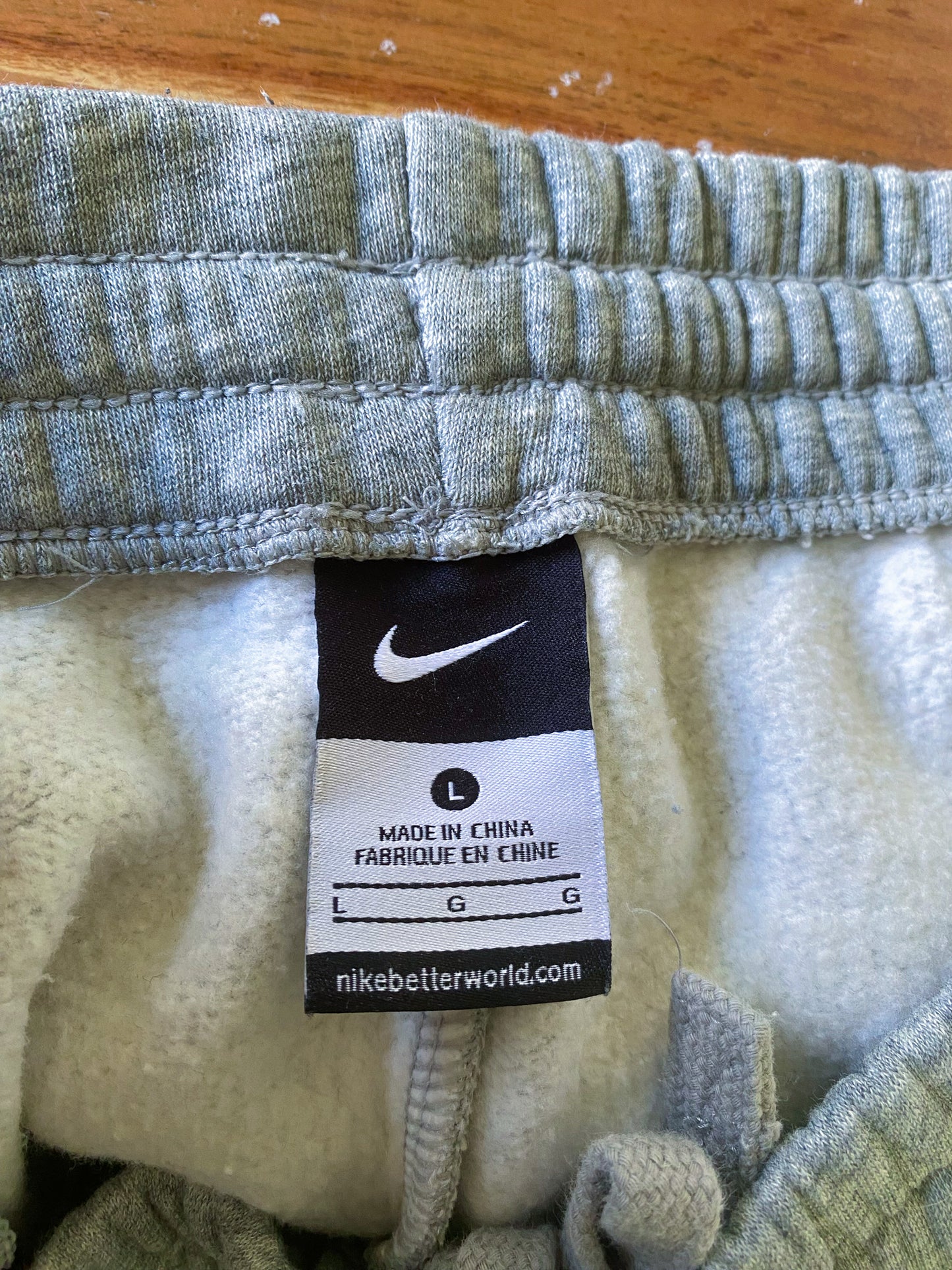 Nike Vintage Trackpants | L