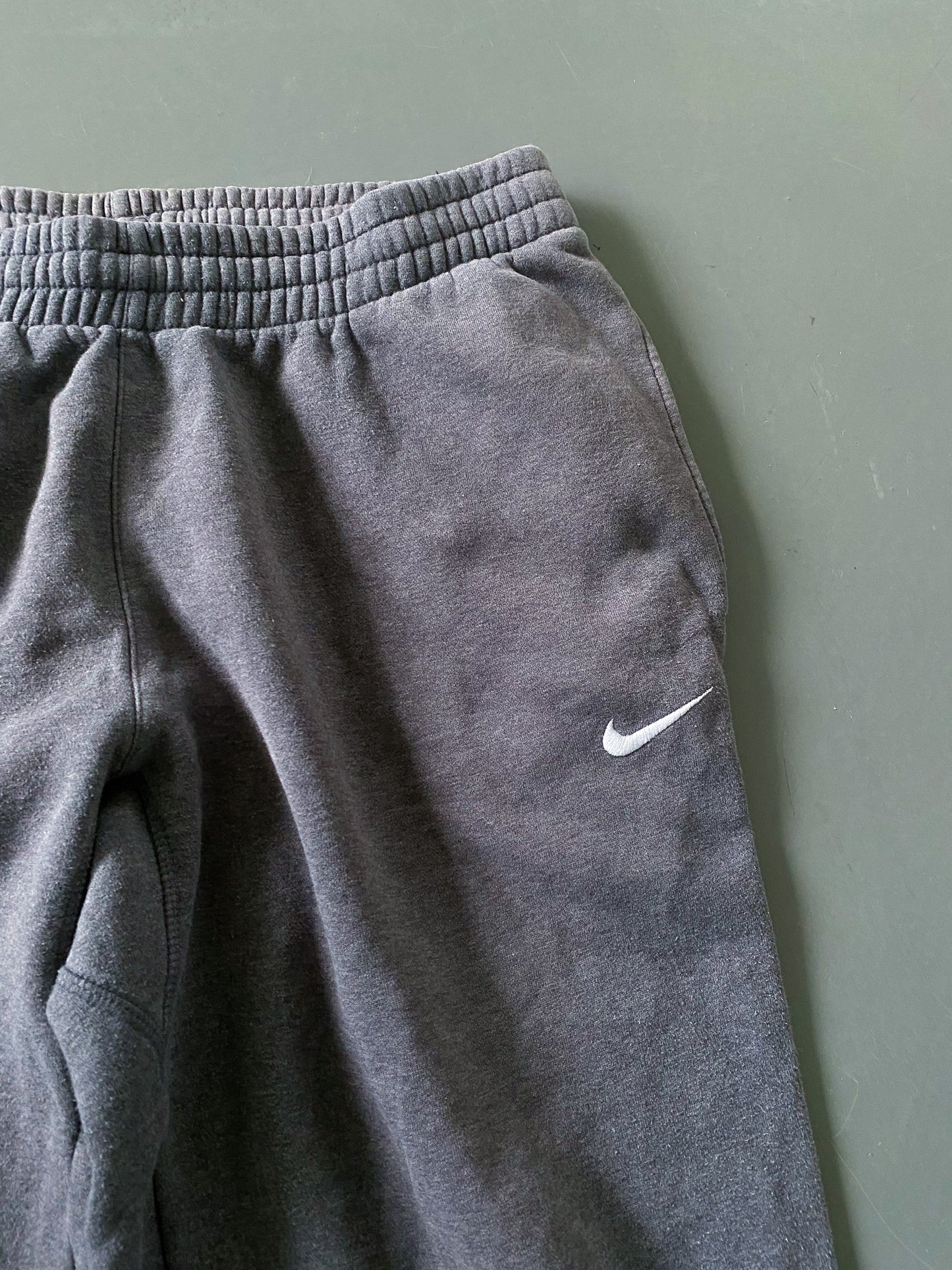 Nike Vintage Trackpants | M